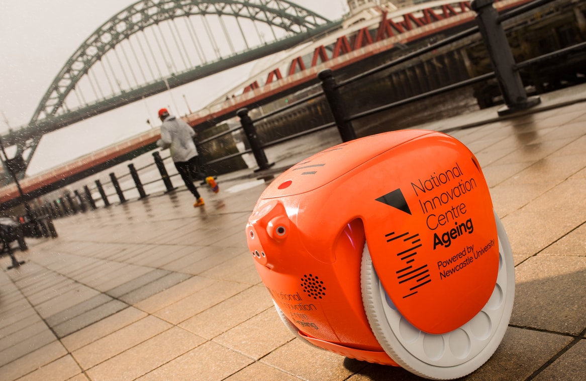 IN NEWCASTLE: PIAGGIO FAST FORWARD’S GITA ROBOT PROTAGONIST OF THE NATIONAL INNOVATION CENTRE FOR AGEING TESTS TO ASSESS THE IMPACT ON THE MOBILITY OF OLDER ADULTS