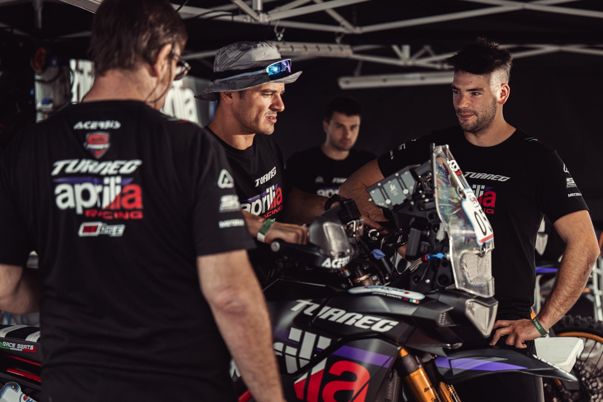 APRILIA TUAREG RACING DEBUTTA ALLA BAJA ARAGÓN, 26-28 LUGLIO 2024: JACOPO CERUTTI E FRANCESCO MONTANARI PRESENTI AL VIA A TERUEL